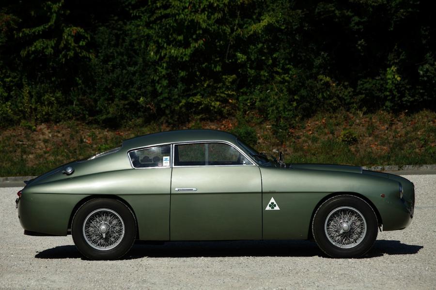  Alfa Romeo 1900 CSS Zagato 1957 года  (фото 16 из 20)
